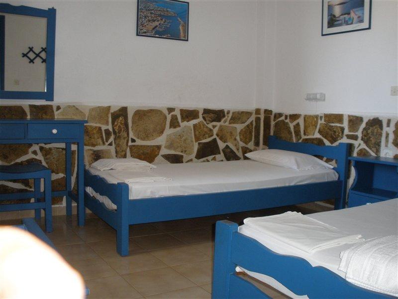 Eleni\'s 1 *