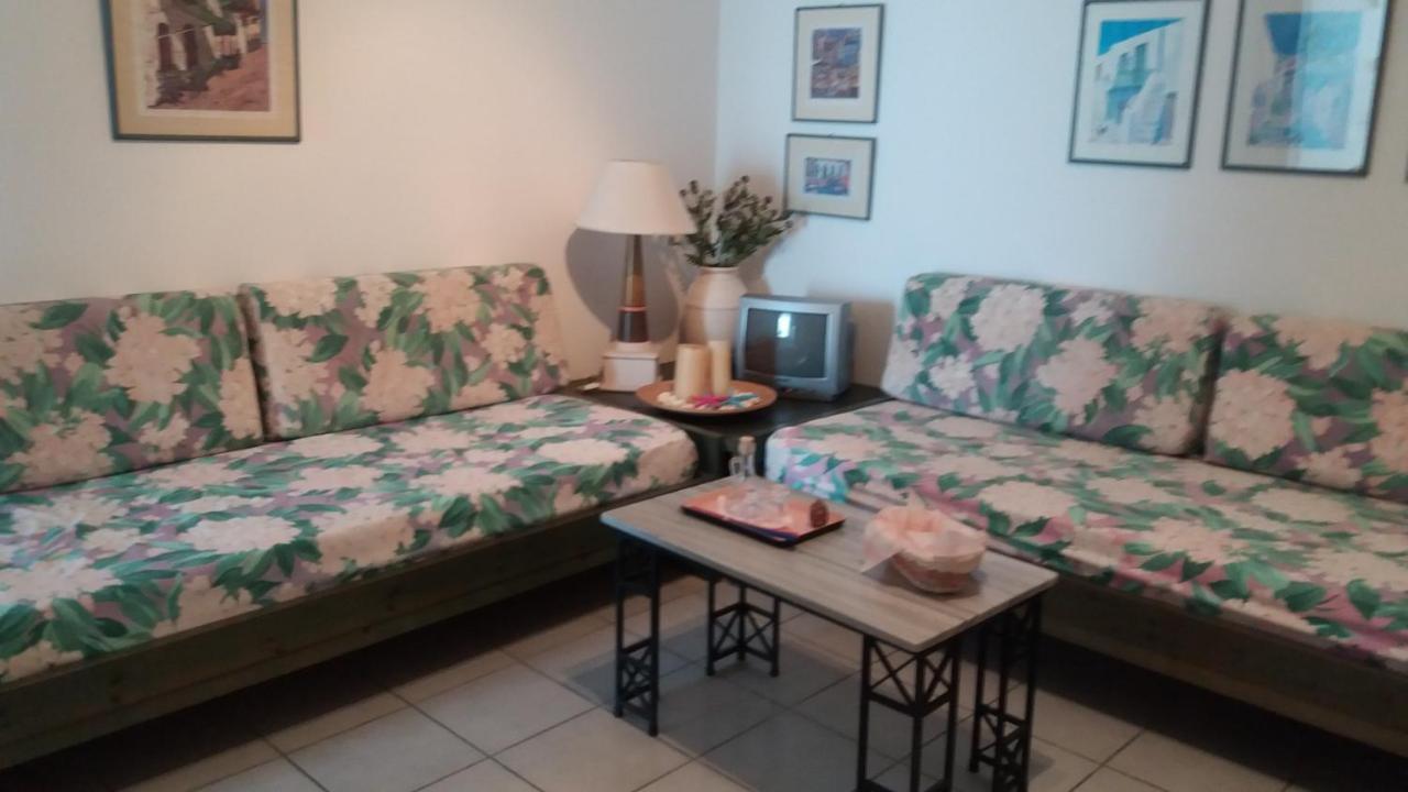 Astra Apartments Hotel 2 *