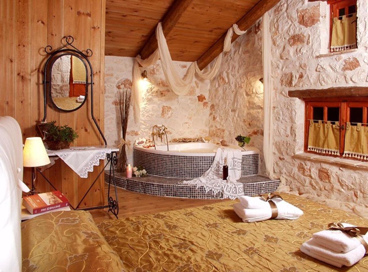 Revera Traditional Stone Villas, Apartments & Studios 