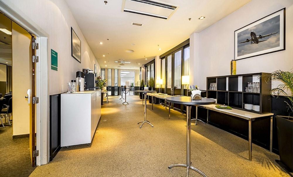 Park Inn by Radisson Liege Airport in Liege-region