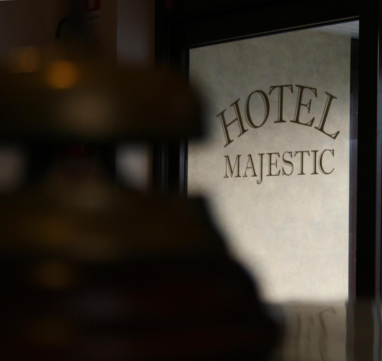 Majestic em San-giuliano-milanese