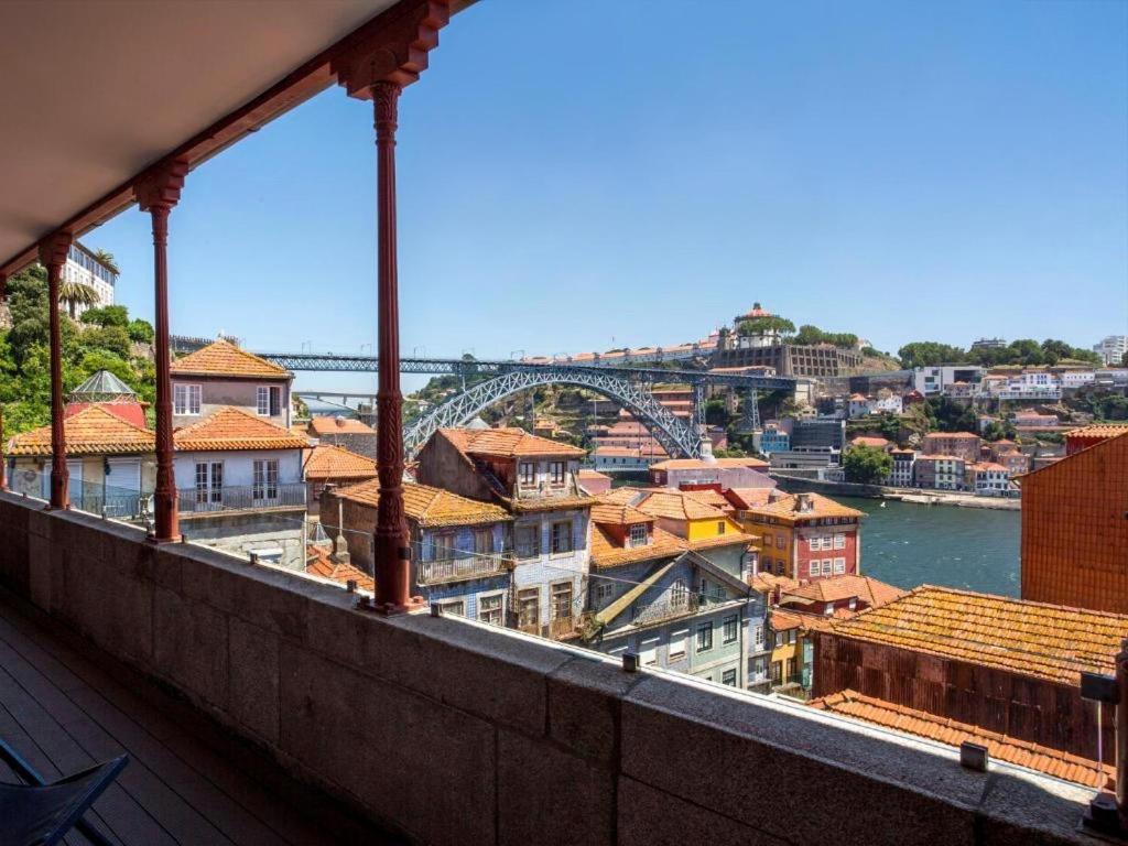Carris Porto Ribeira in Porto