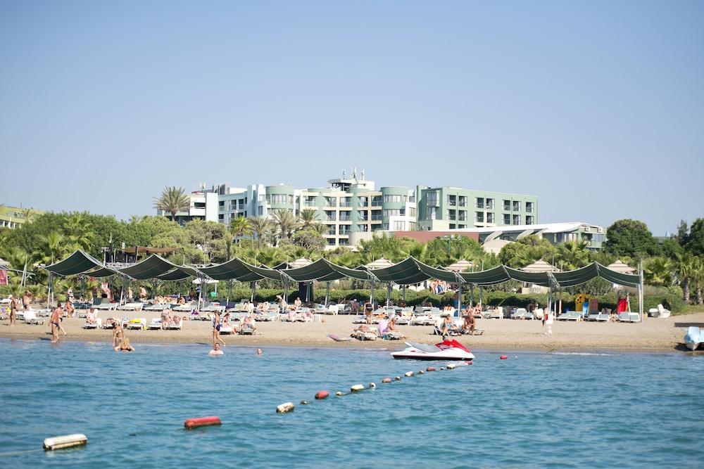 Limak Atlantis de Luxe Hotel & Resort