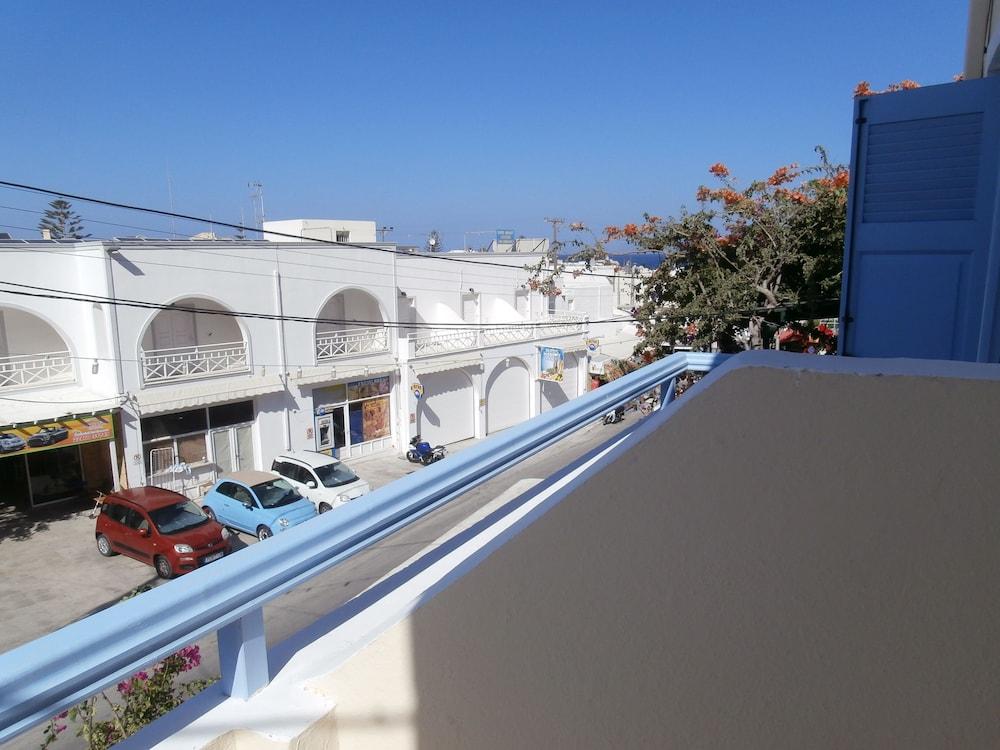 Narkissos Hotel