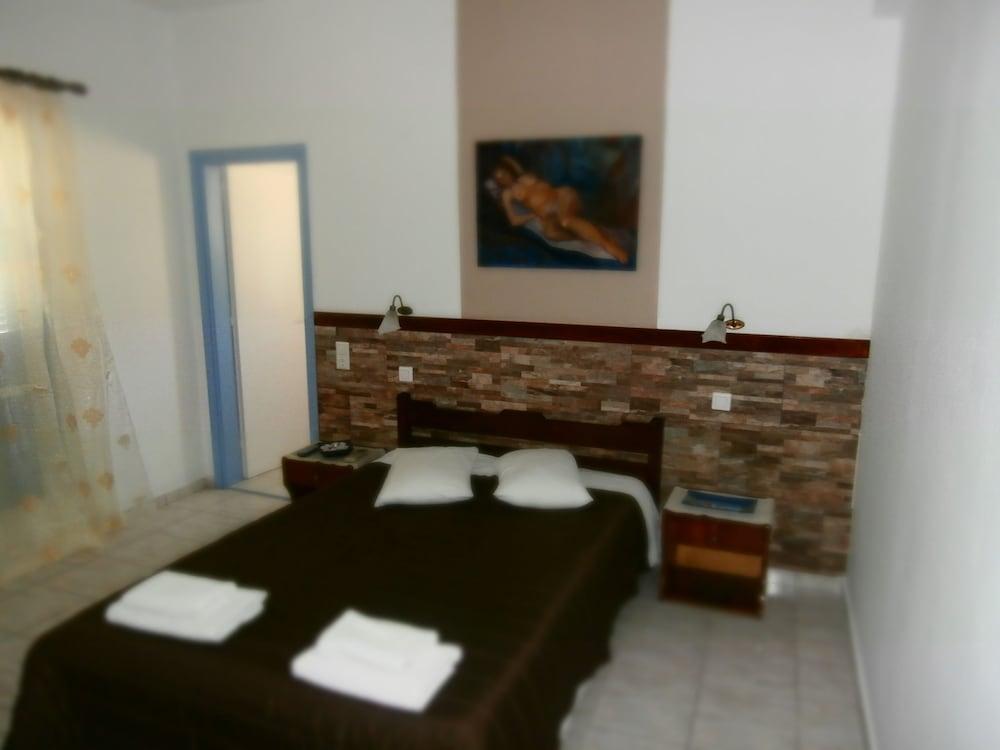Narkissos Hotel