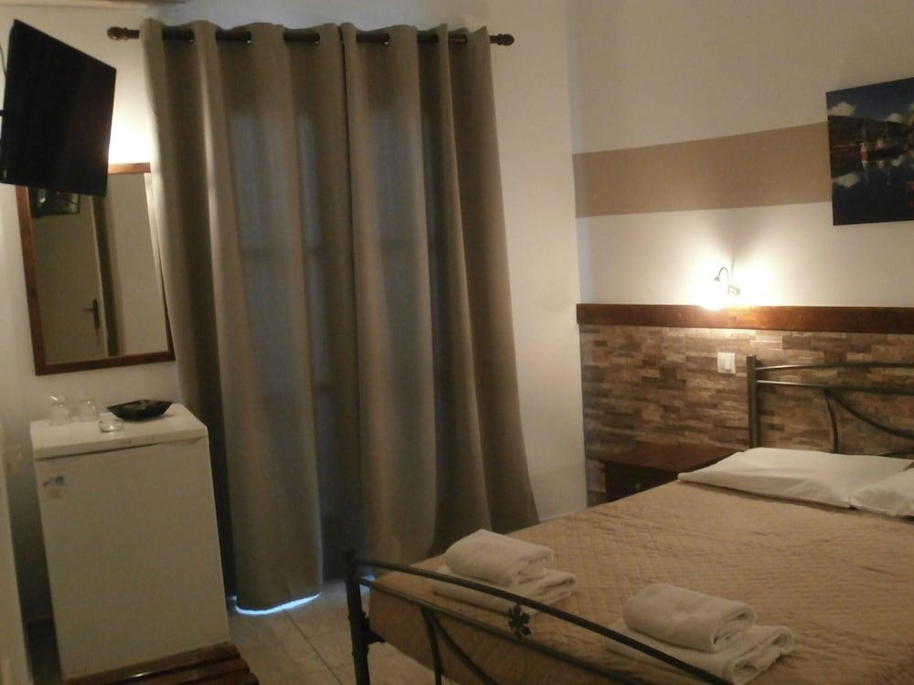 Narkissos Hotel