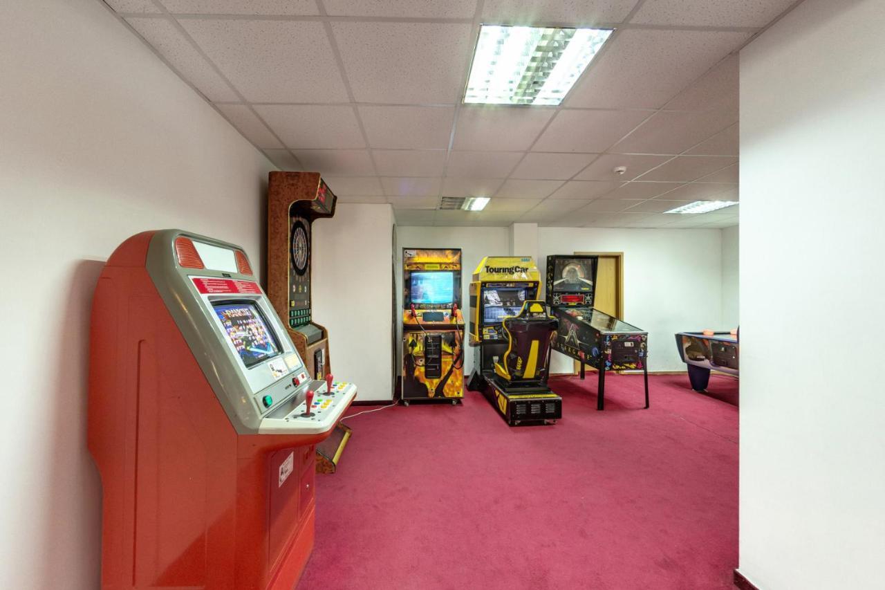 Grand Royale Apartment Complex & Spa