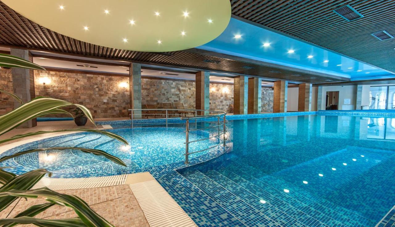 Grand Royale Apartment Complex & Spa