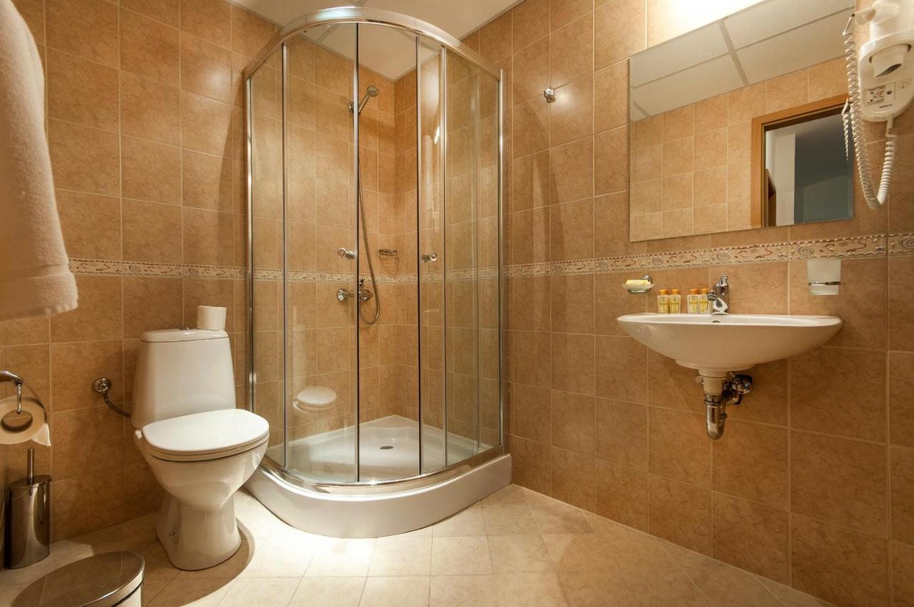 Grand Royale Apartment Complex & Spa