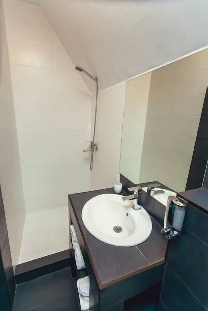 Shadow Boutique Hotel amp; Spa