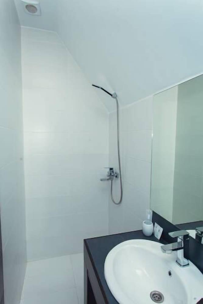 Shadow Boutique Hotel amp; Spa