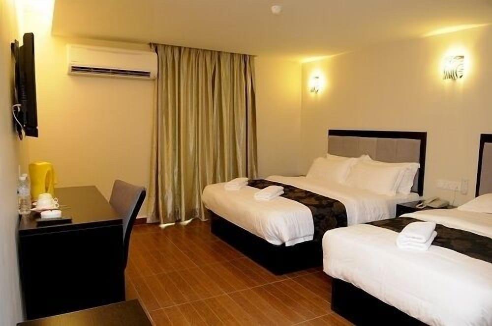 Kk Waterfront Hotel em Sabah-region