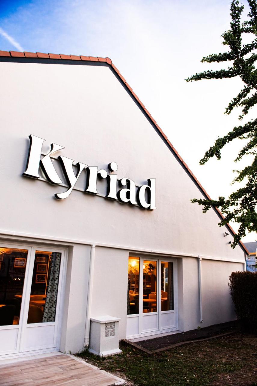 Kyriad Villeneuve Saint Georges em Villeneuve-saint-georges