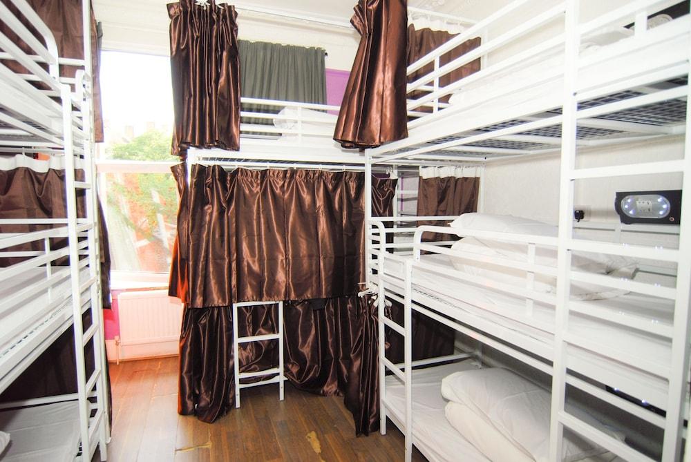 Book A Bed Hostel (adults Only)