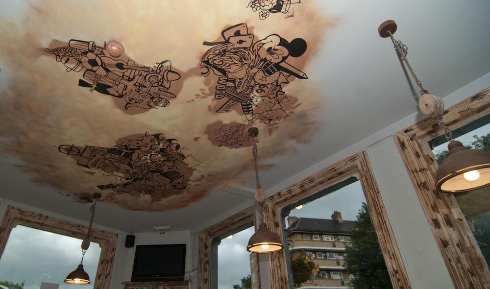 Book A Bed Hostel (adults Only)