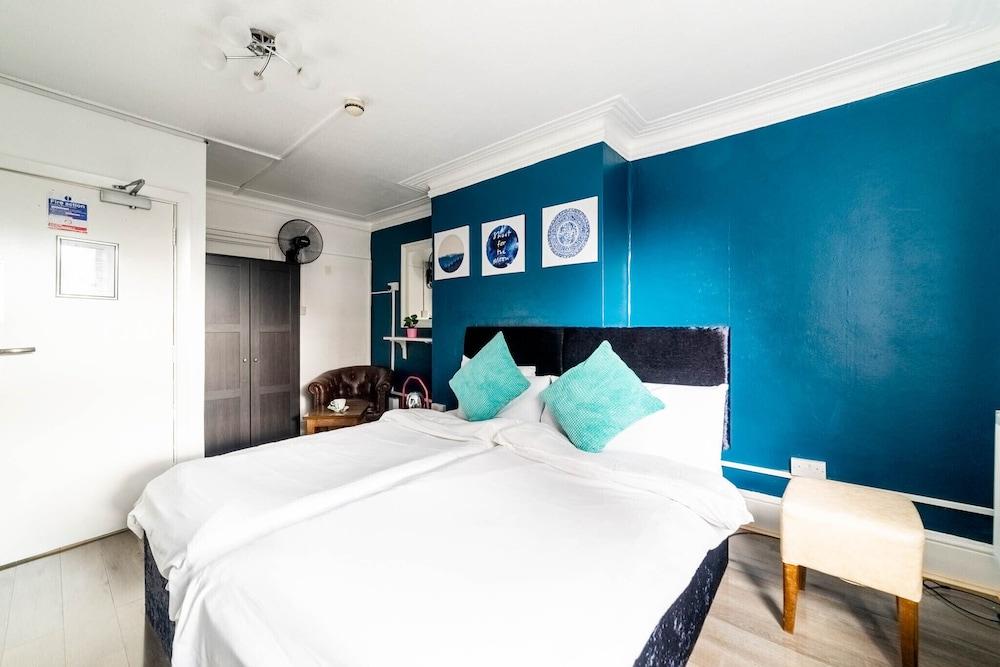 Book A Bed Hostel (adults Only)