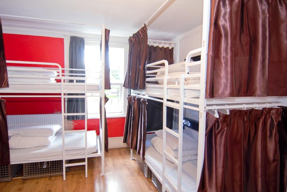 Book A Bed Hostel (adults Only)