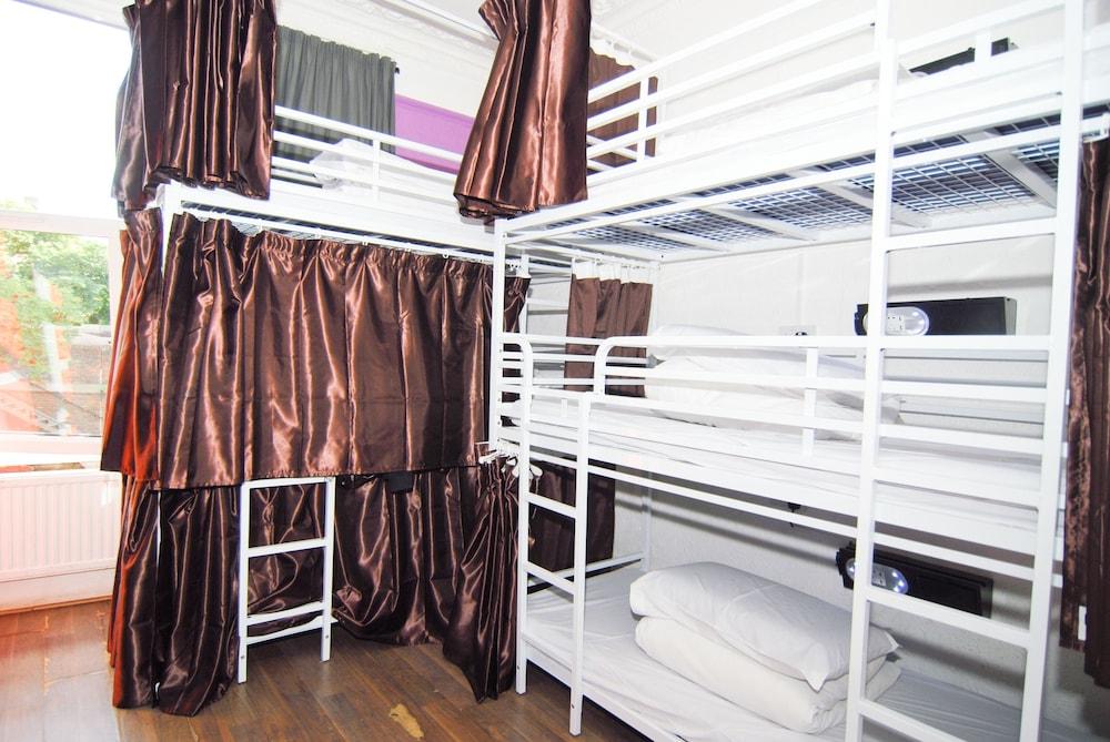 Book A Bed Hostel (adults Only)