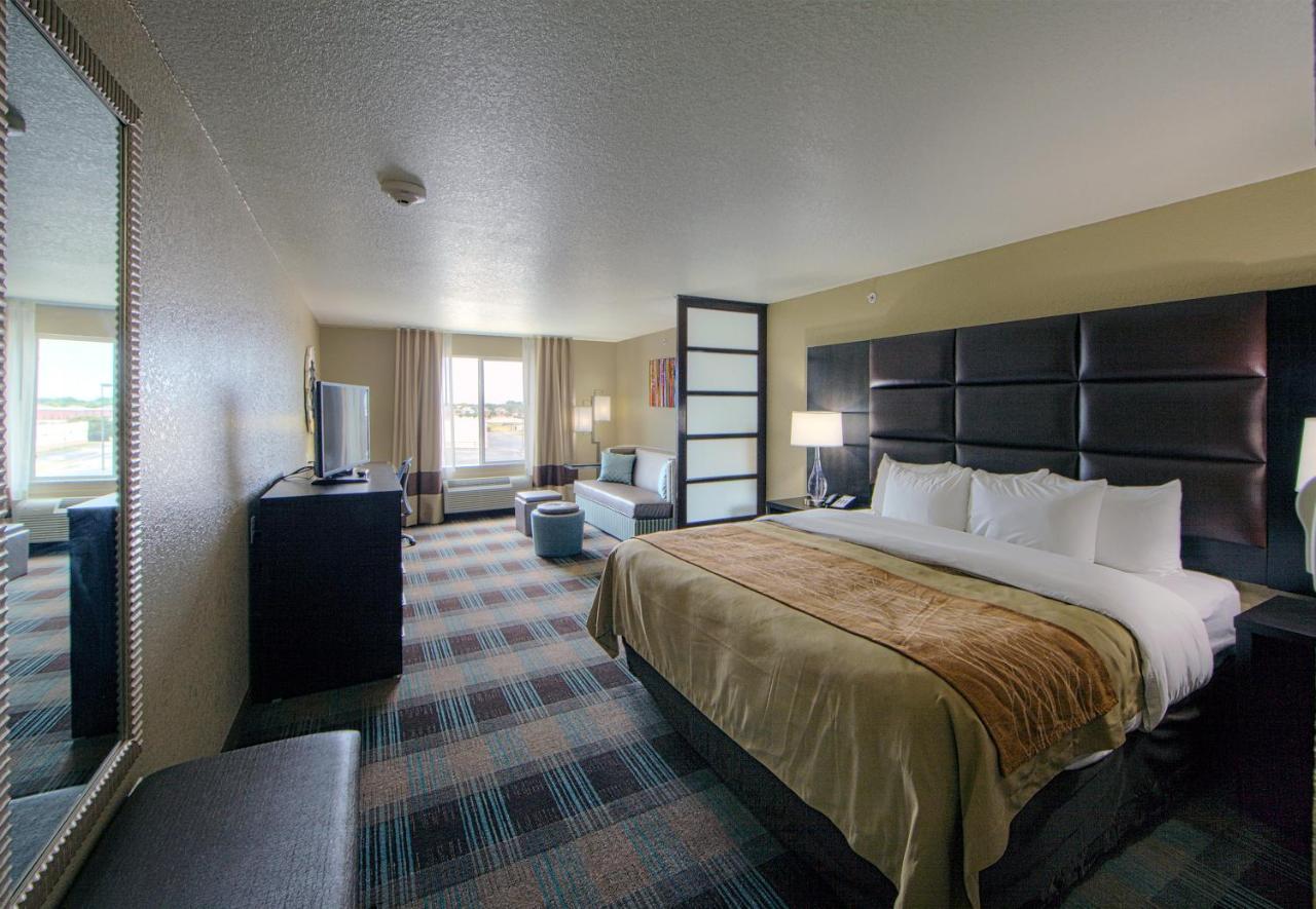 Comfort Inn & Suites Fort Worth West em White-settlement