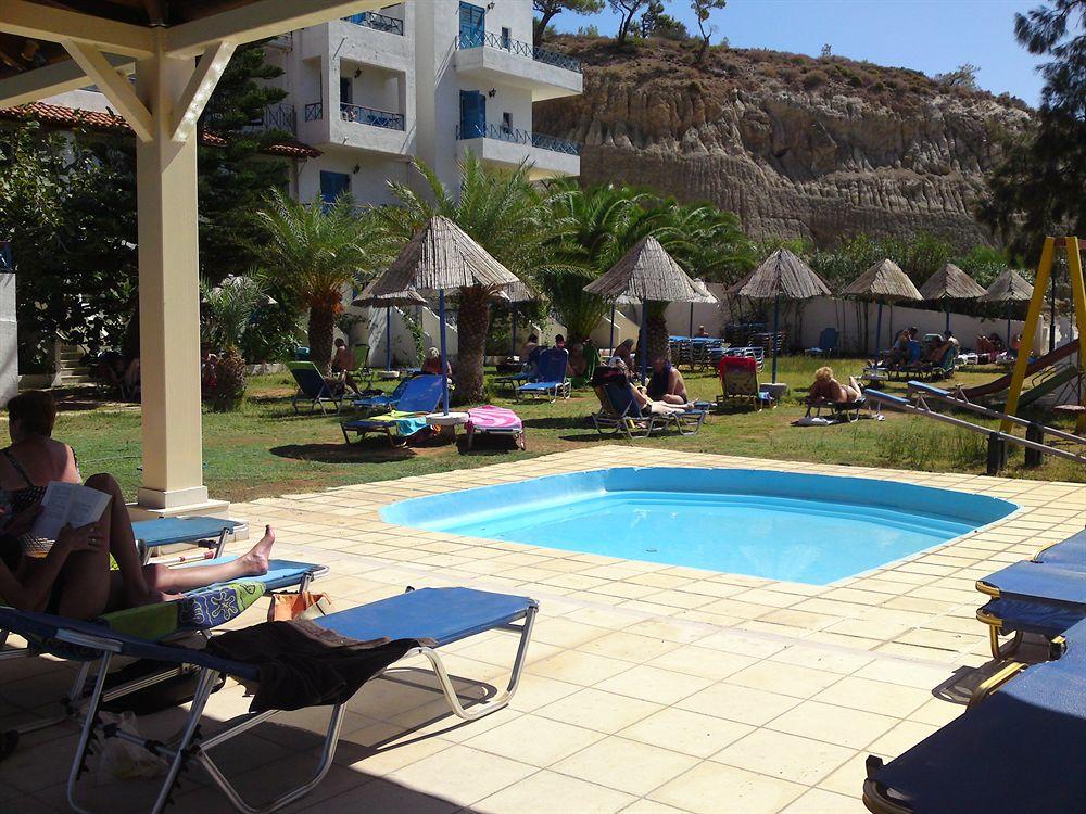 Eden Rock Hotel 3 *