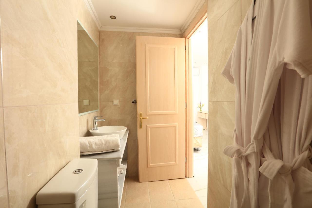 Cavomarina Beach Hotel (adults Only)