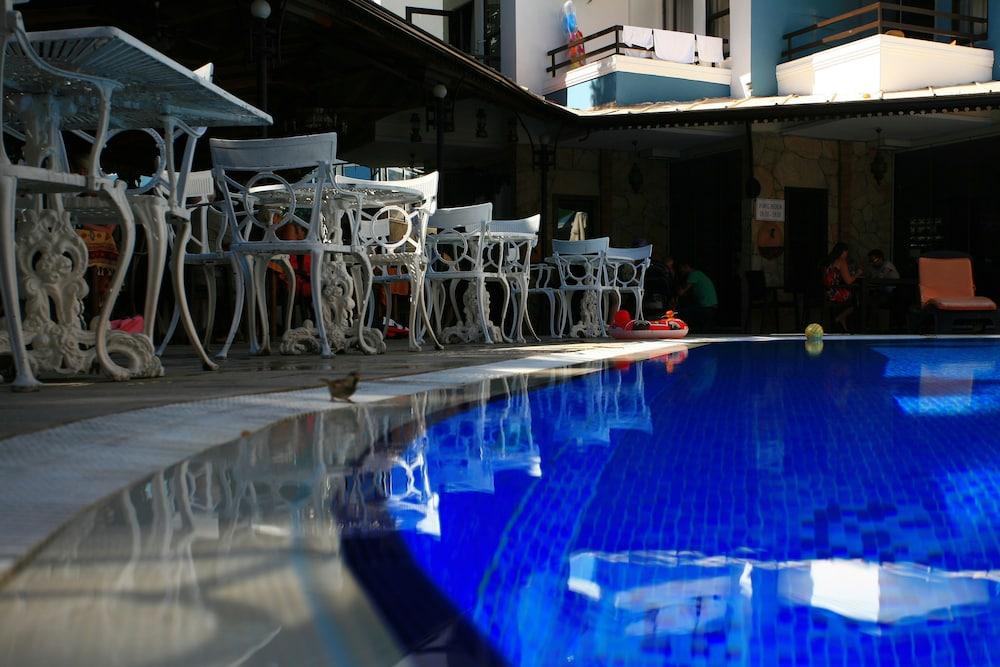 Kleopatra Fatih Hotel