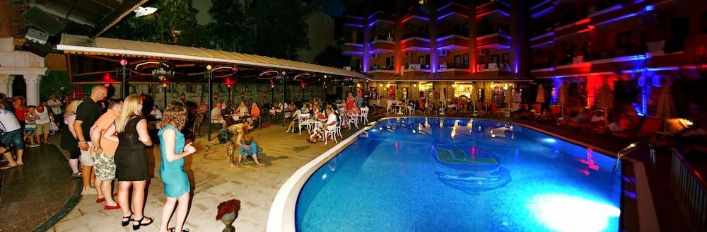 Kleopatra Fatih Hotel