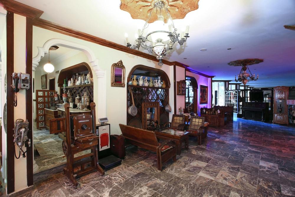 Kleopatra Fatih Hotel