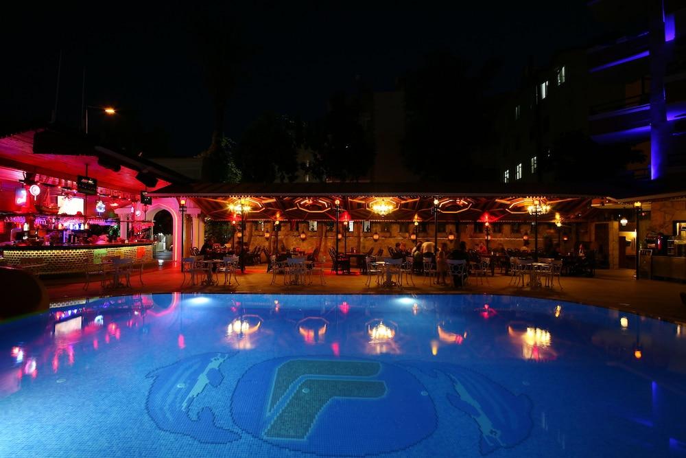 Kleopatra Fatih Hotel