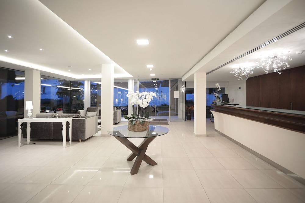 La Pergola Aparthotel