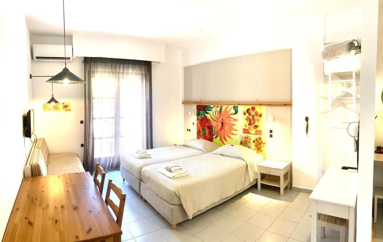 Tree of Life Art Hotel 2 *