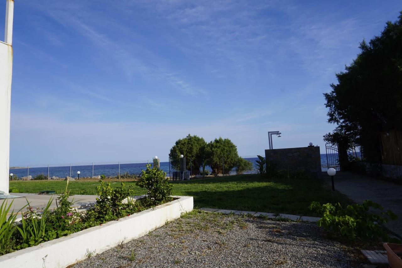Nicholas Beach Studios 2 *
