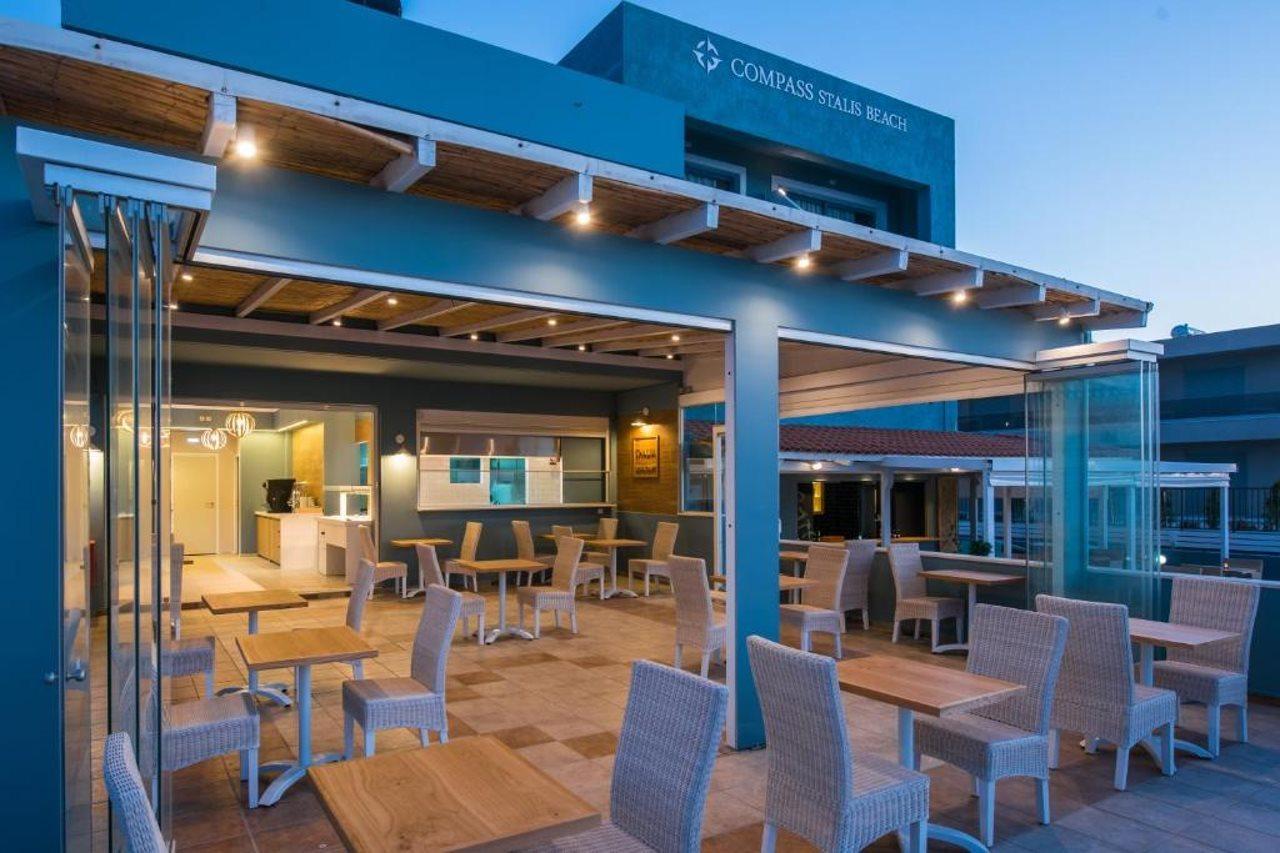 Compass Stalis Beach 4 *