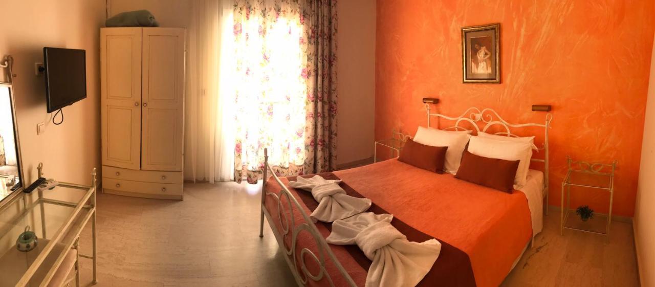 Steven\'s on the Hill 2 * Steven\'s on the Hill 2 *