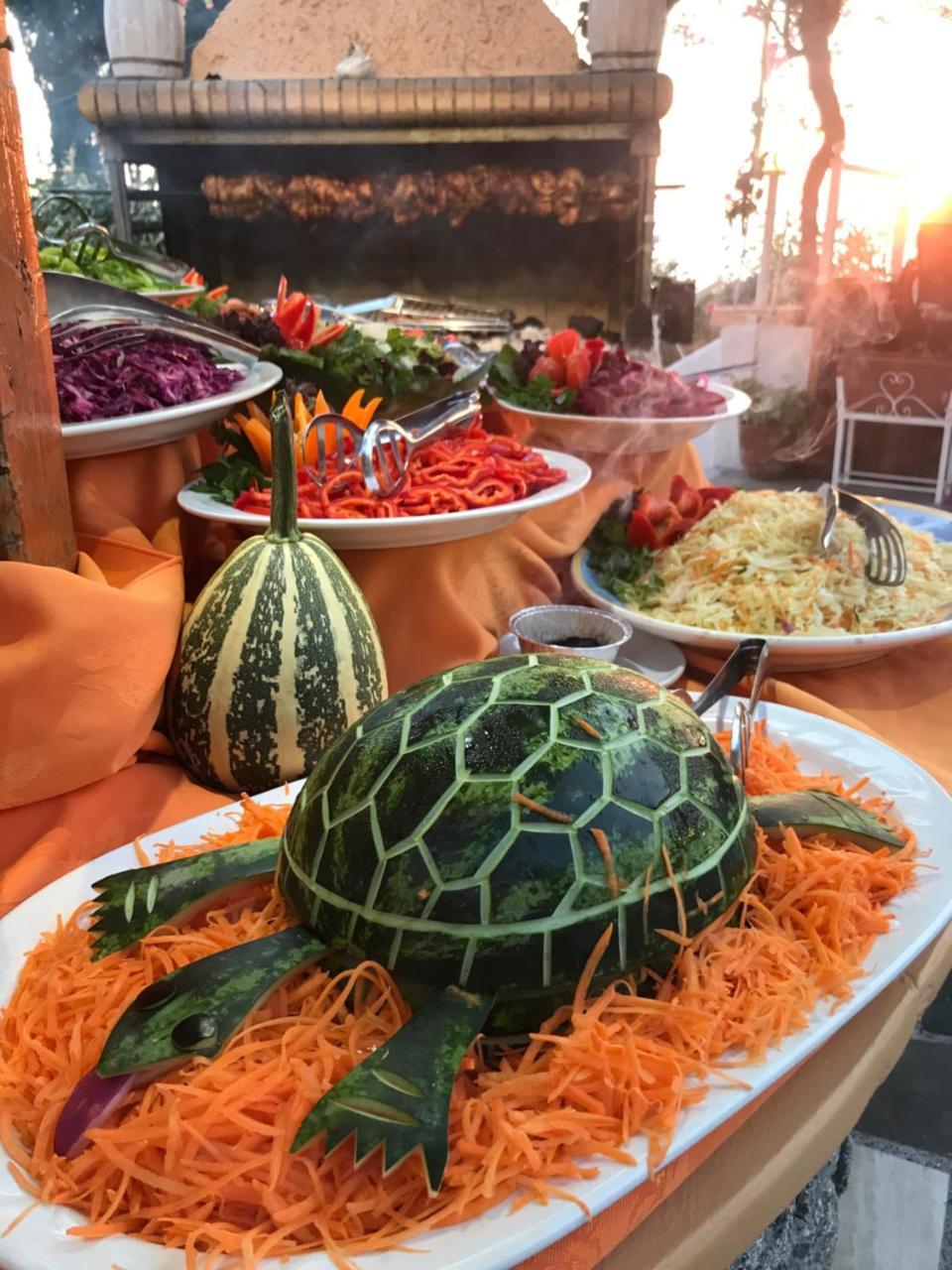 Steven\'s on the Hill 2 * Steven\'s on the Hill 2 *