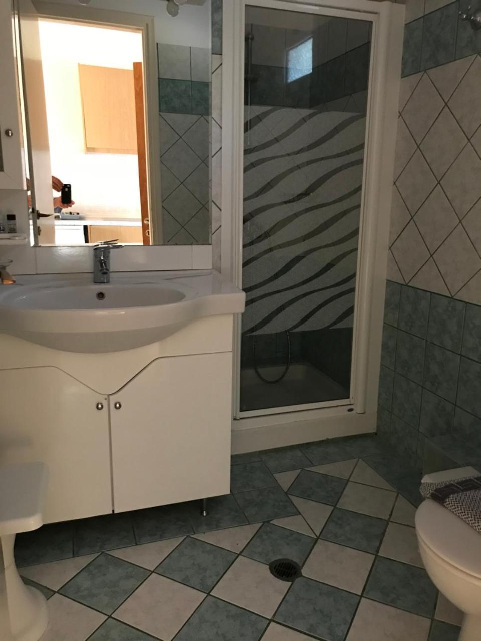 Steven\'s on the Hill 2 * Steven\'s on the Hill 2 *