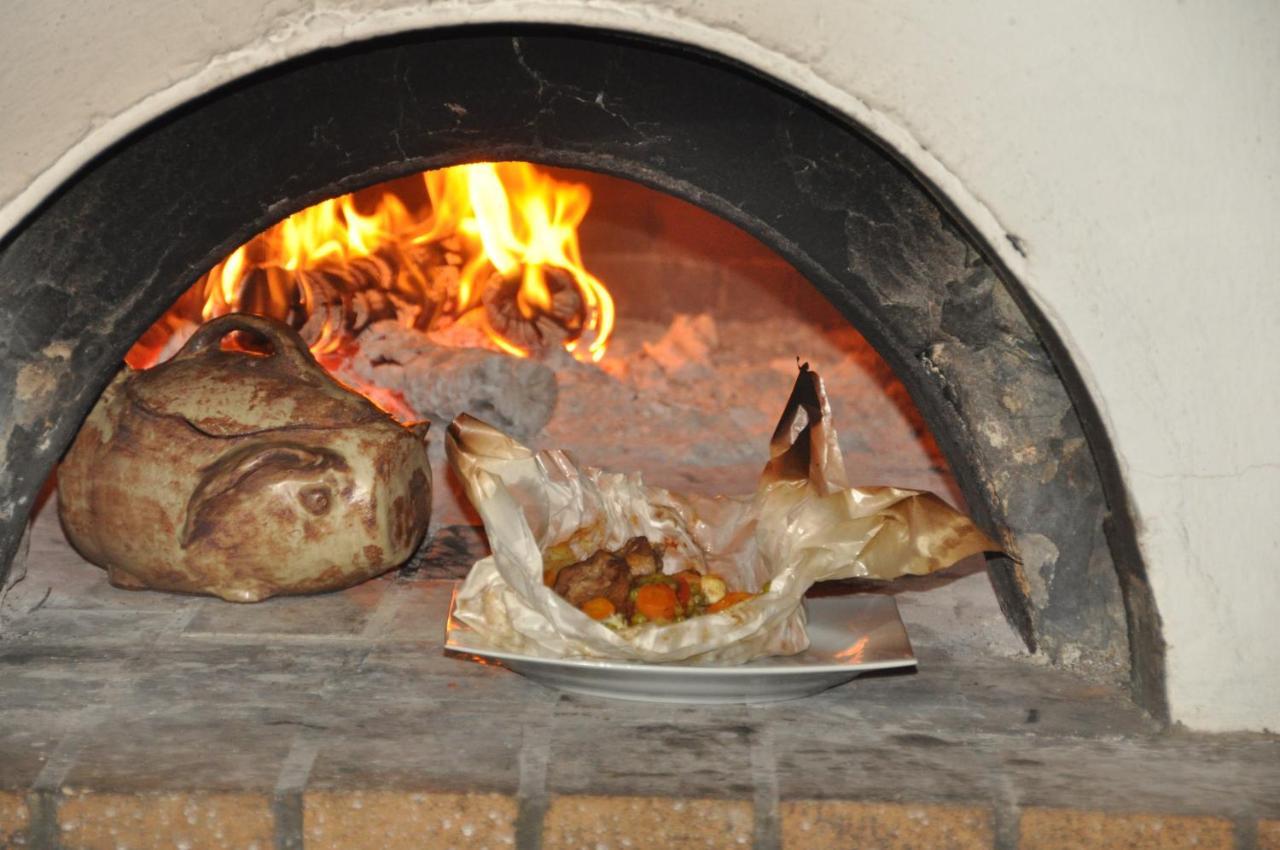 Steven\'s on the Hill 2 * Steven\'s on the Hill 2 *