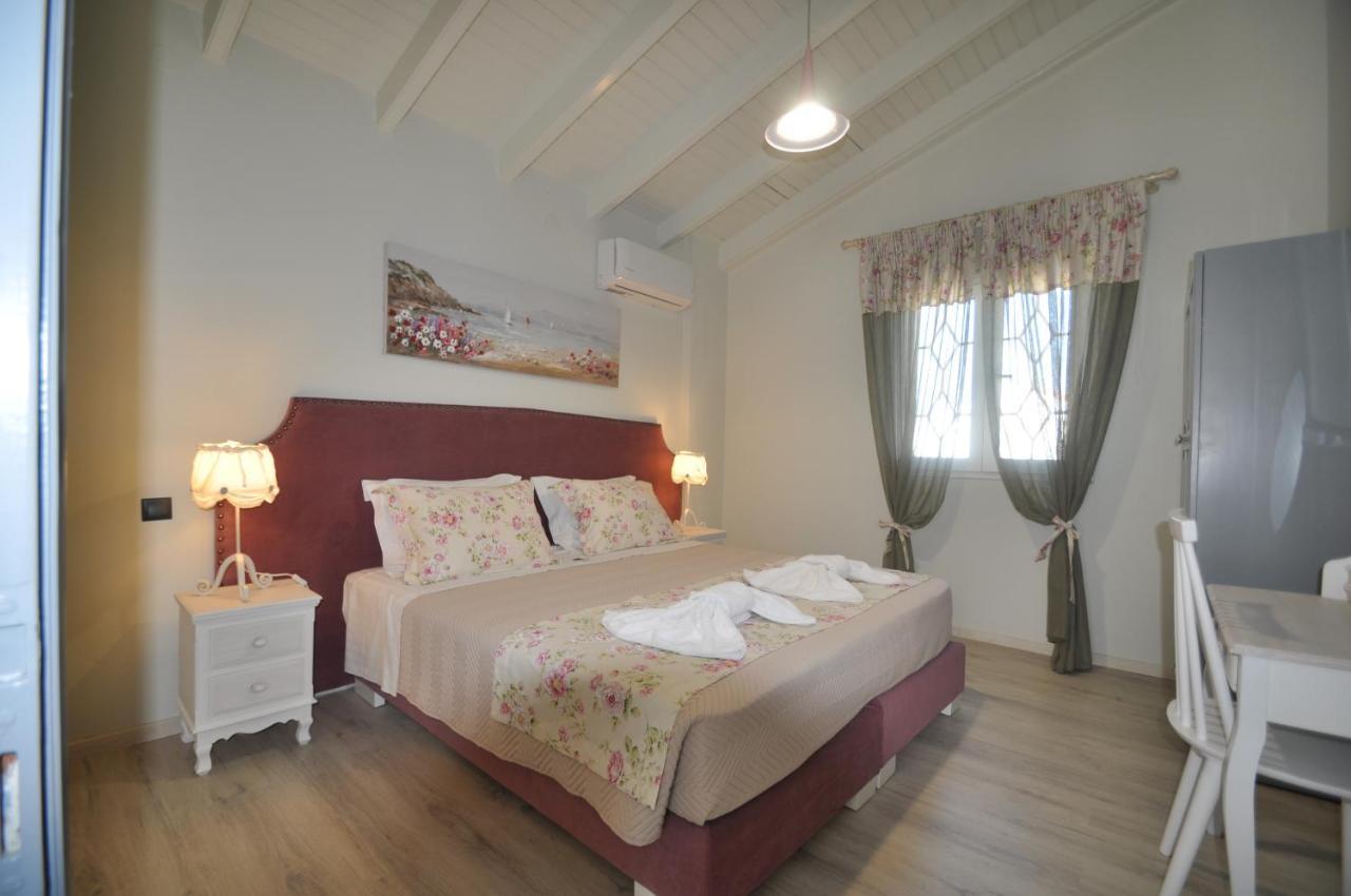 Steven\'s on the Hill 2 * Steven\'s on the Hill 2 *