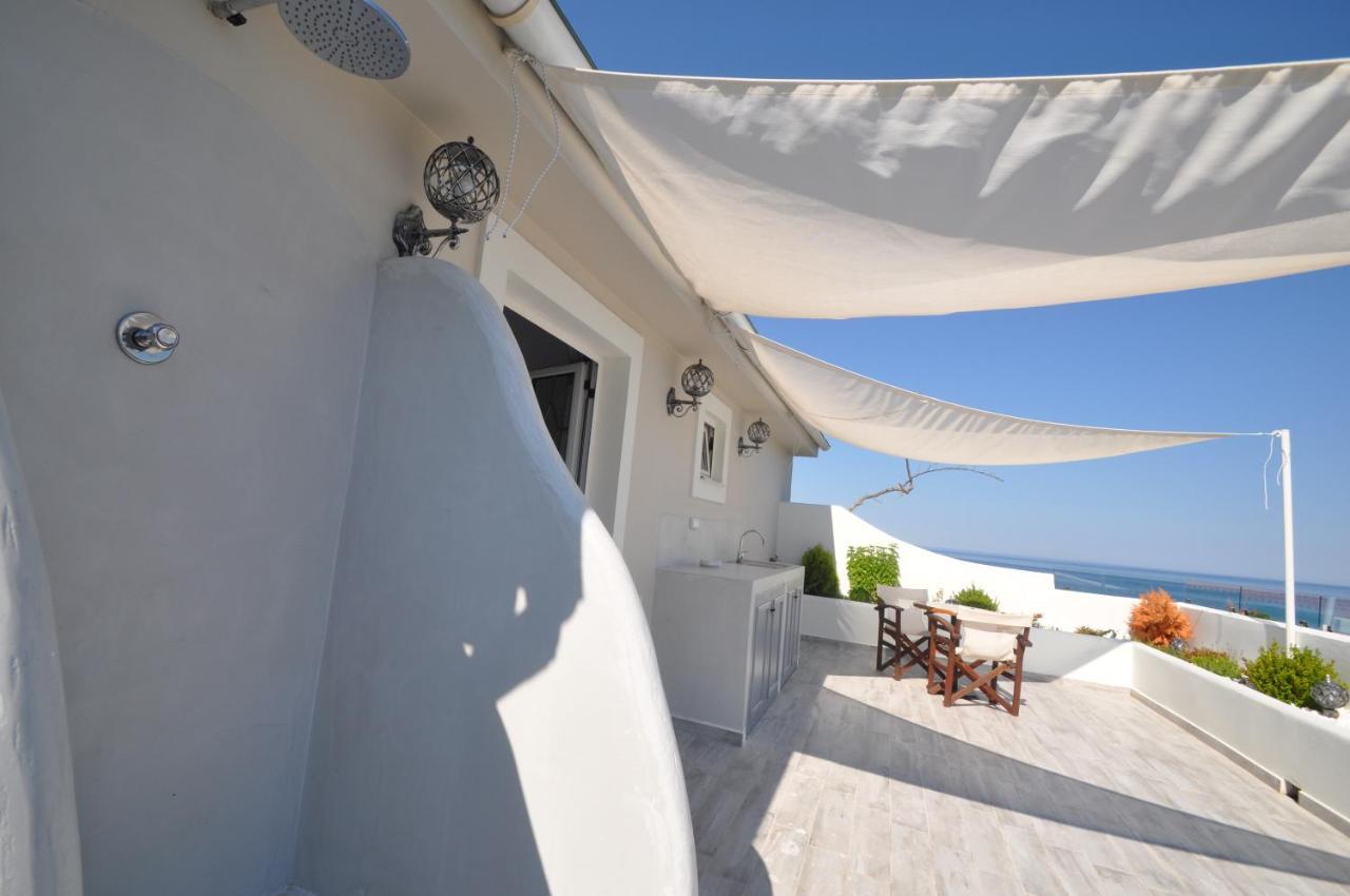 Steven\'s on the Hill 2 * Steven\'s on the Hill 2 *