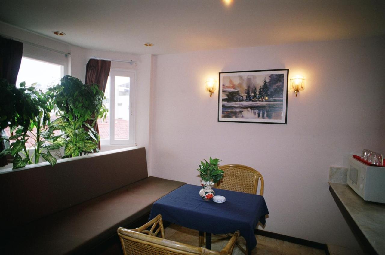 Paradise Inn