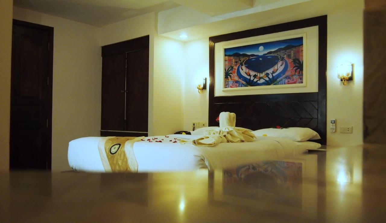 Paradise Inn