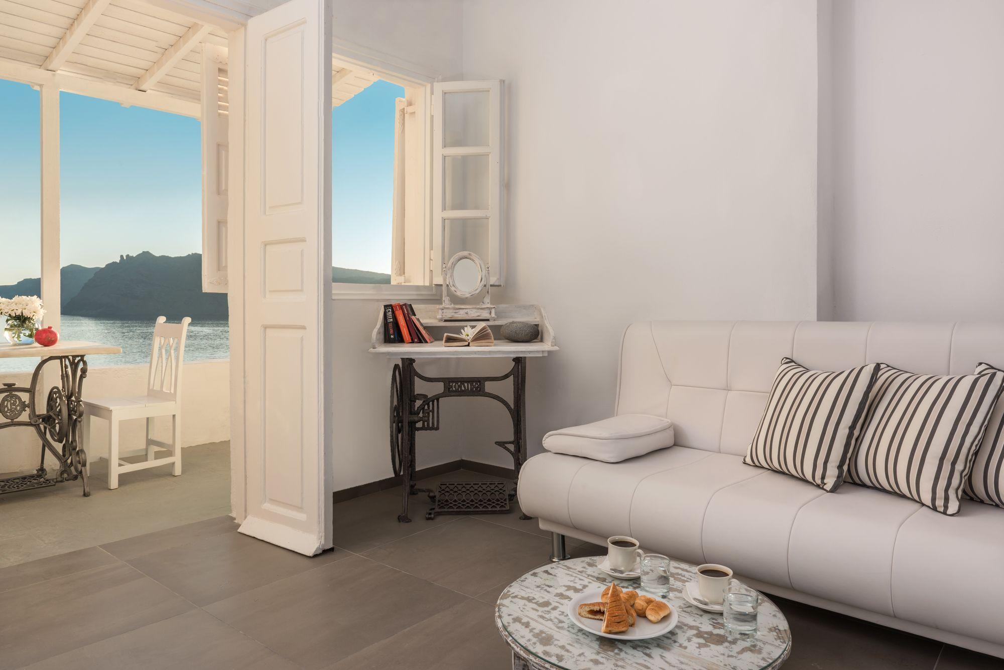 Amoudi Villas 2 *