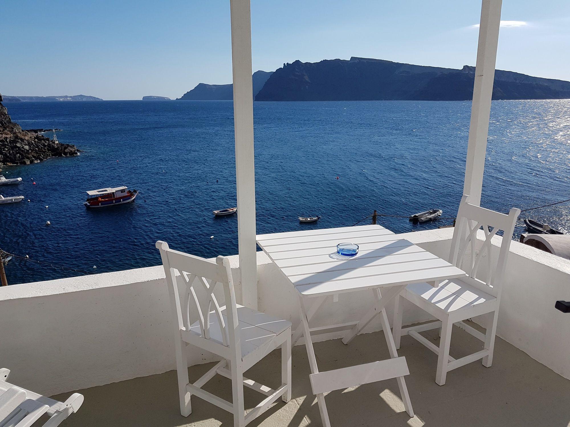 Amoudi Villas 2 *