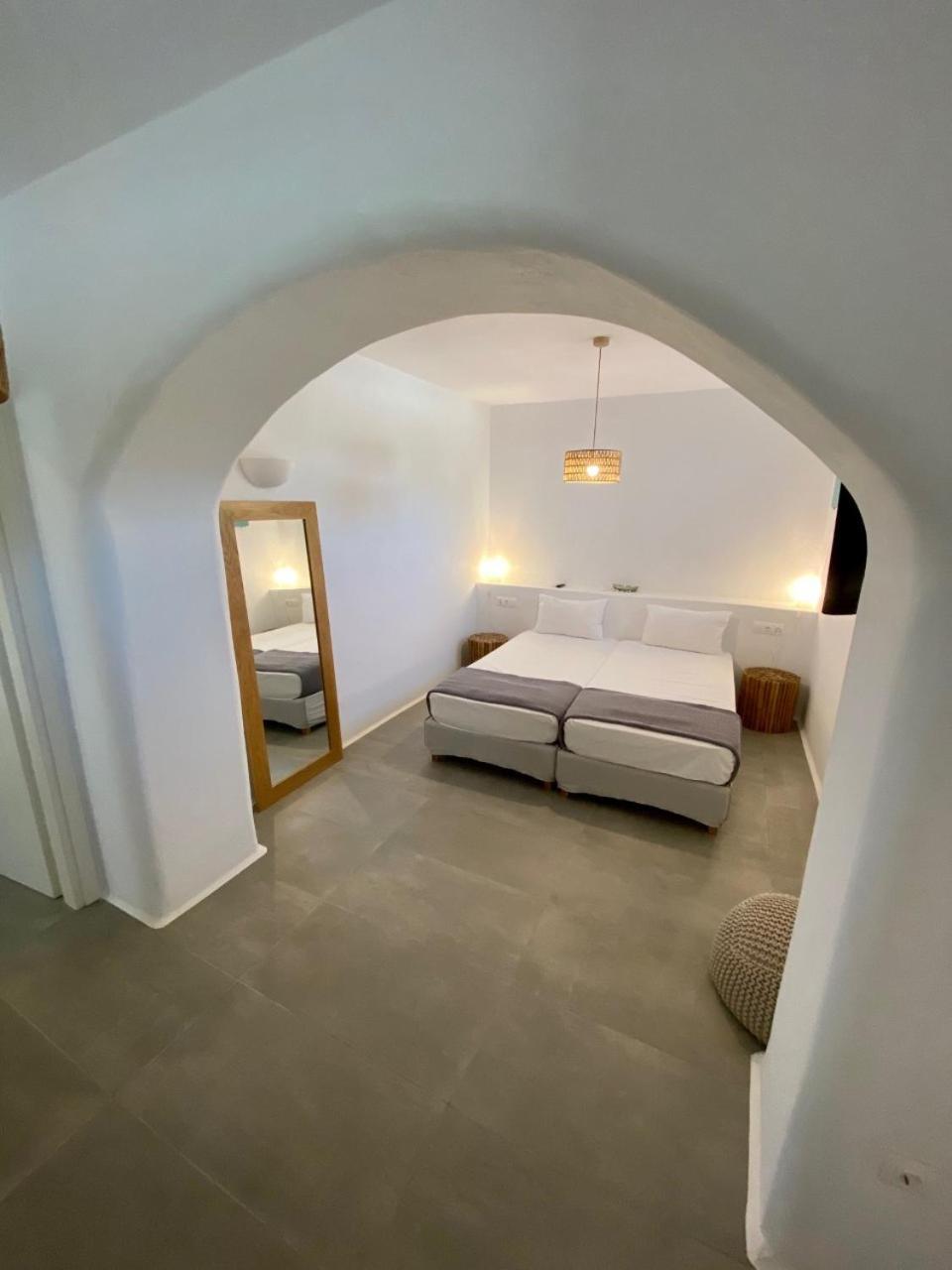 Ploes Seaside Houses 2 *