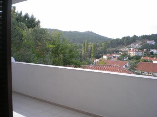 Kirimis Studios 1 *
