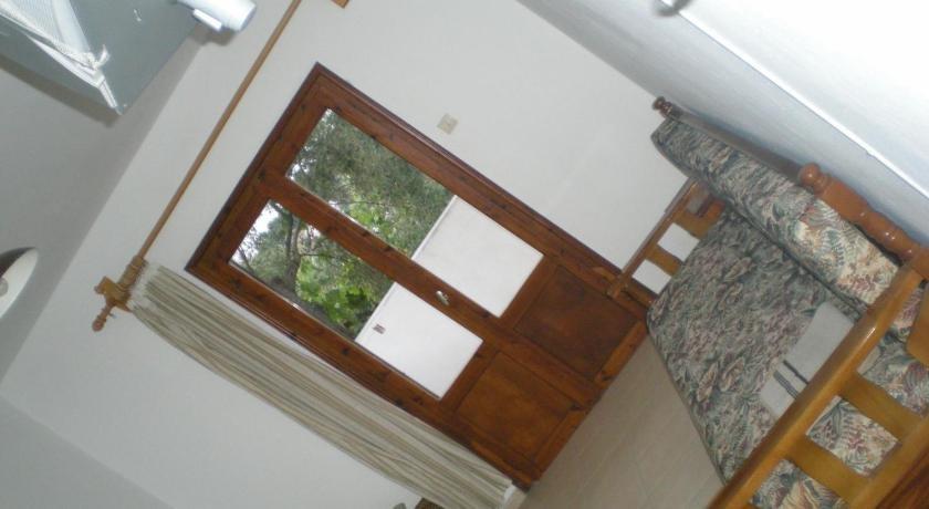 Kirimis Studios 1 *