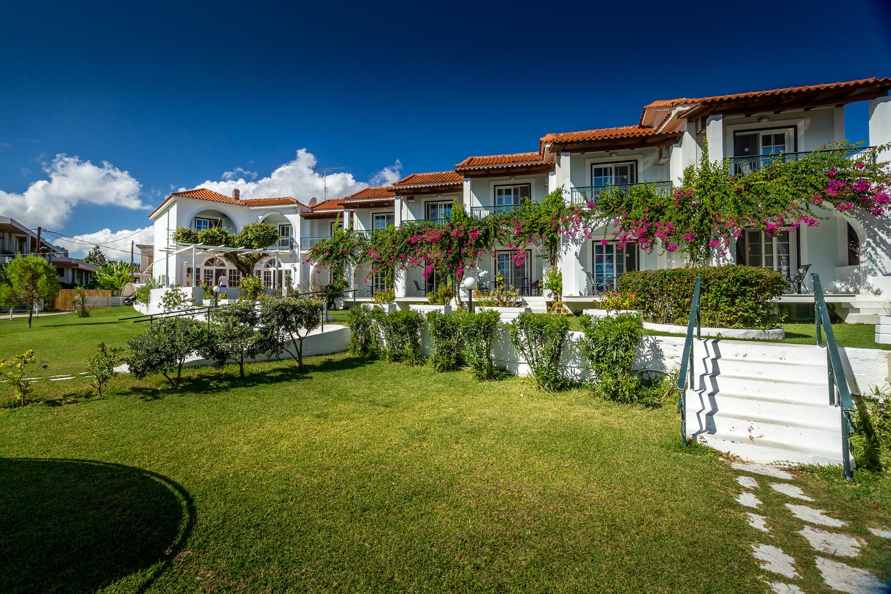 Paradise Hotel 3 *