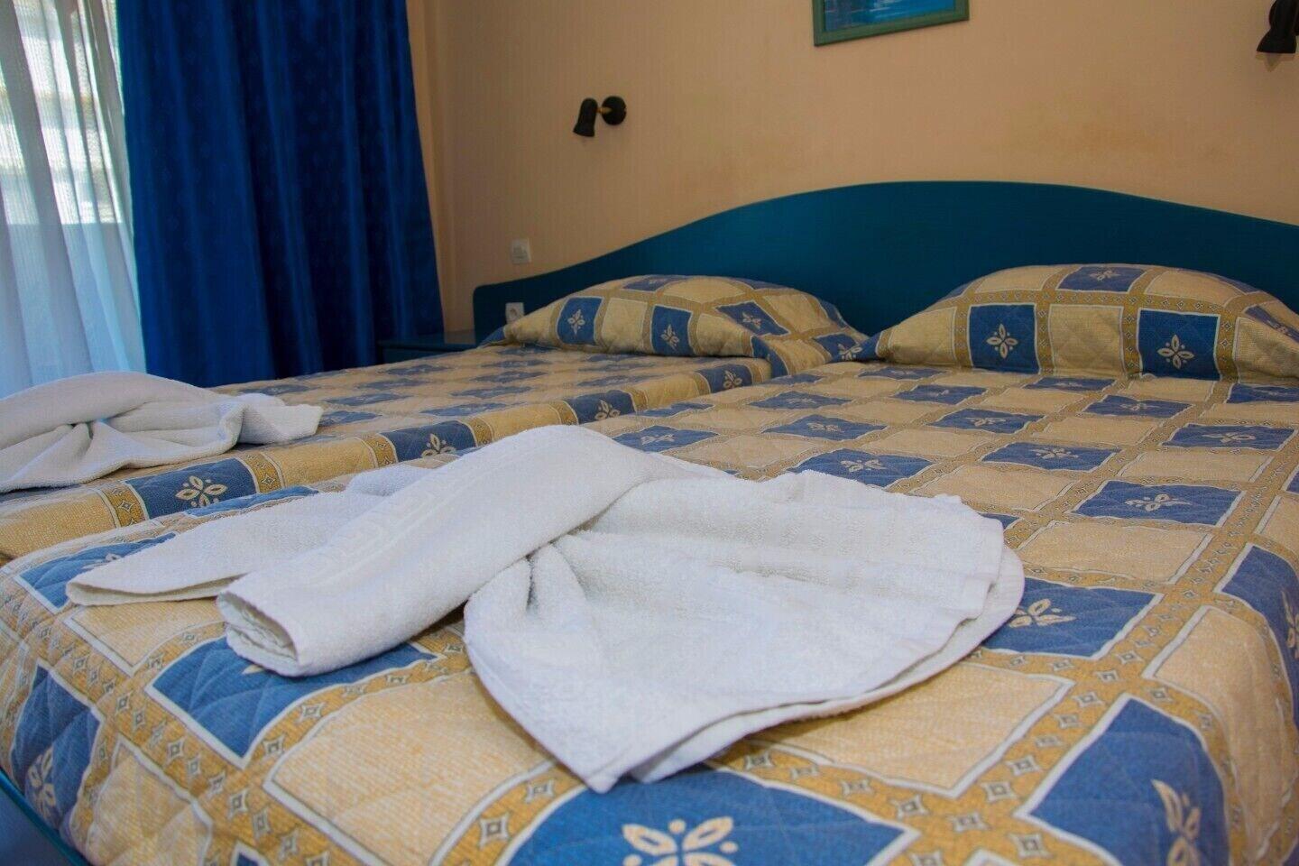 Olive Grove Hotel 