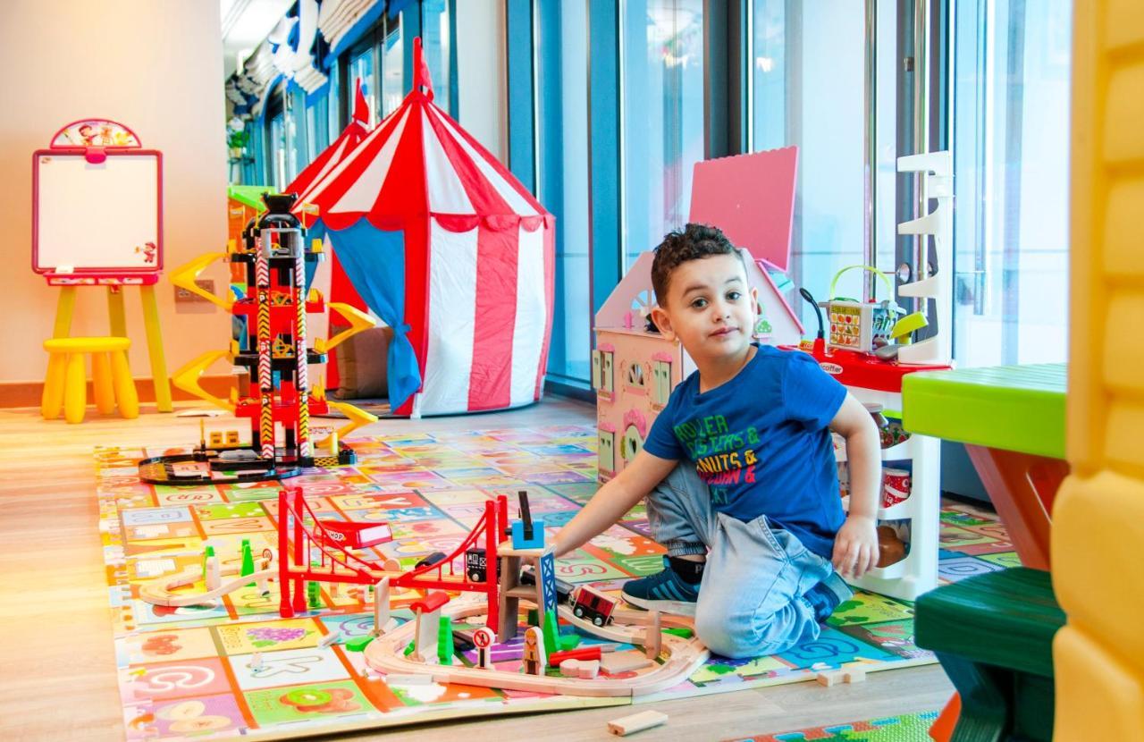 Holiday Inn & Suites Dubai Festival City