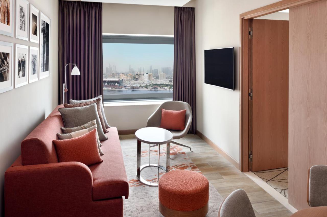 Holiday Inn & Suites Dubai Festival City